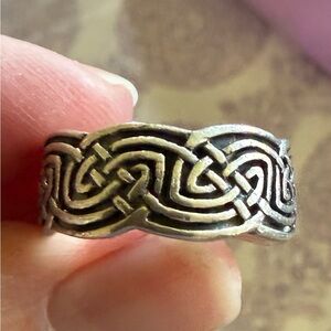 Sterling Silver Celtic Knot Ring Size 8.5 Vintage Witch’s Estate Sale ⭐️story⭐️